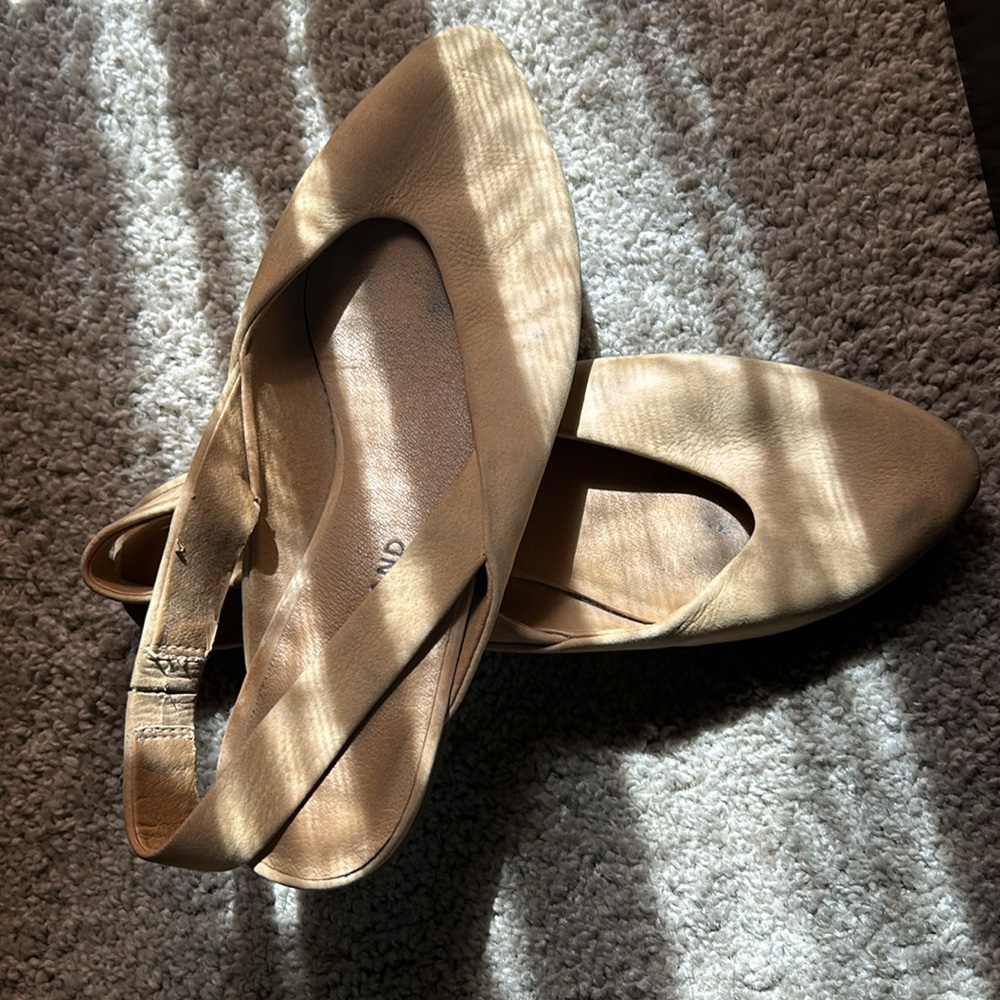 Lucky brand flats